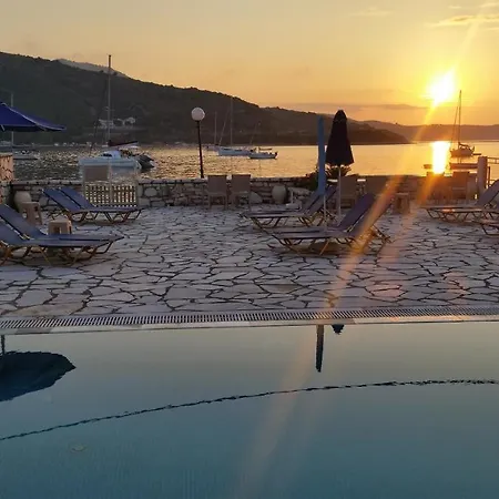 Serenity House Lägenhet Kassiopi